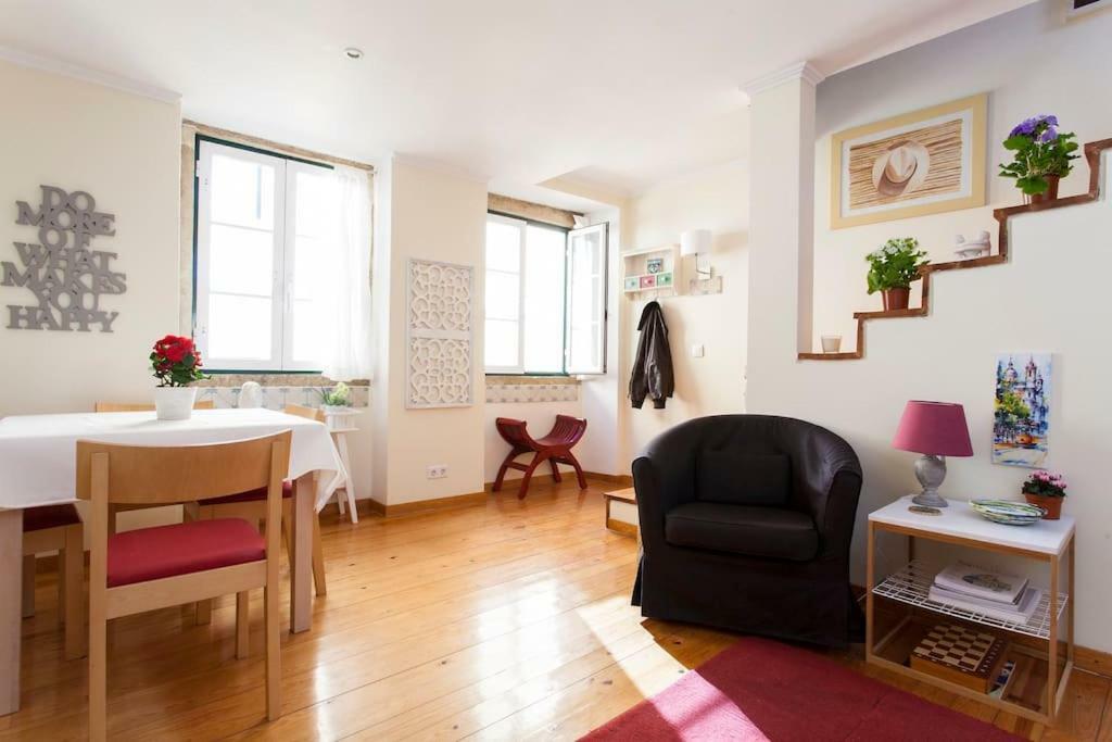 Apartment My Fair - Santos Duplex Lisbon